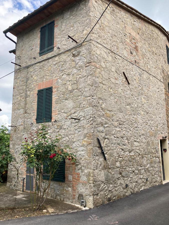 Palazzina  Tower Caratteristico In Pietra 빌라 외부 사진